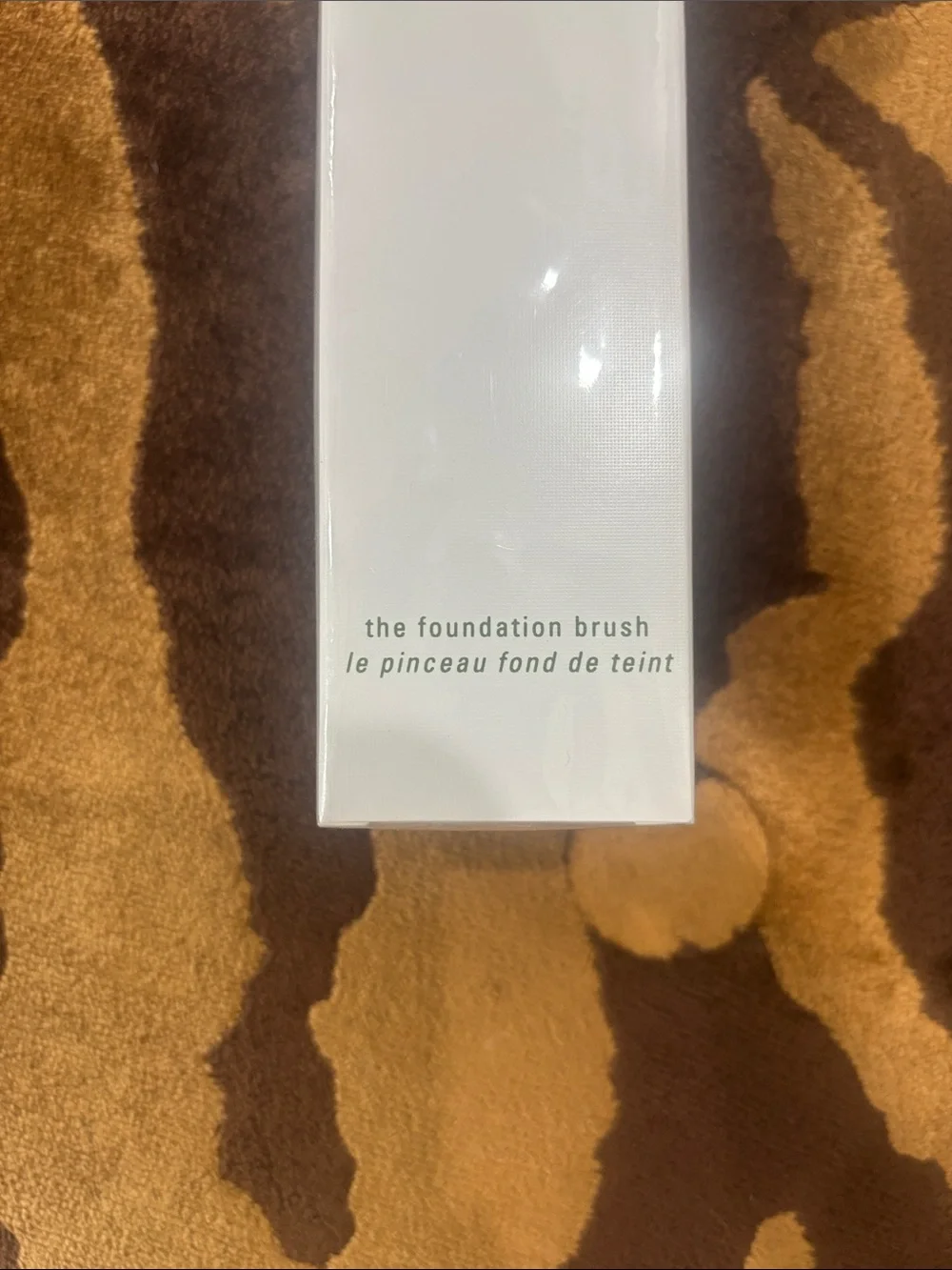 La Mer foundation brush